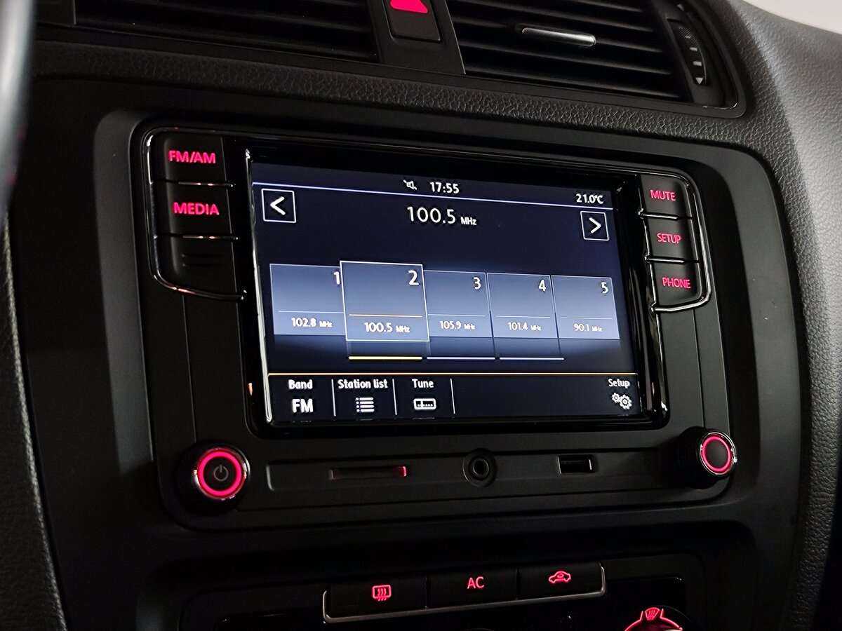 Volkswagen Jetta, 2011 Фото №14