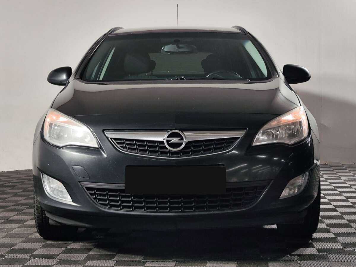 Opel Astra, 2012 - 220 000 км. | Фото №2
