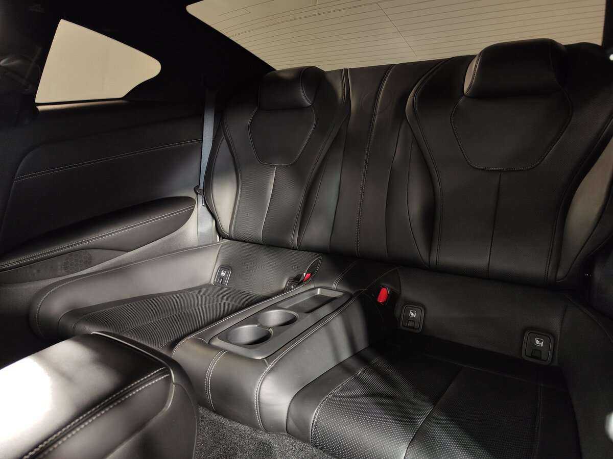 Infiniti Q60, 2017 Фото №9