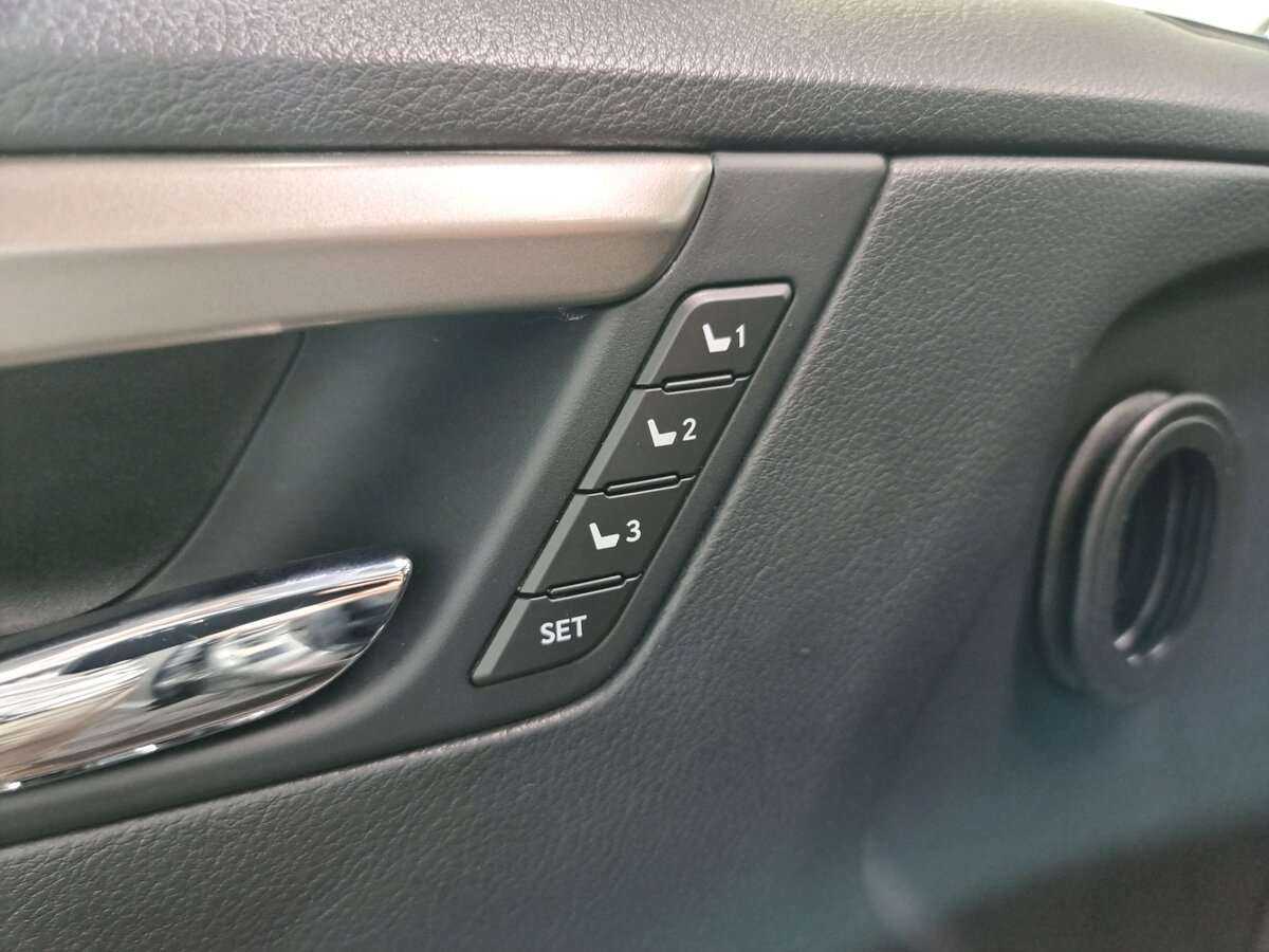Lexus RX 300, 2019 Фото №11