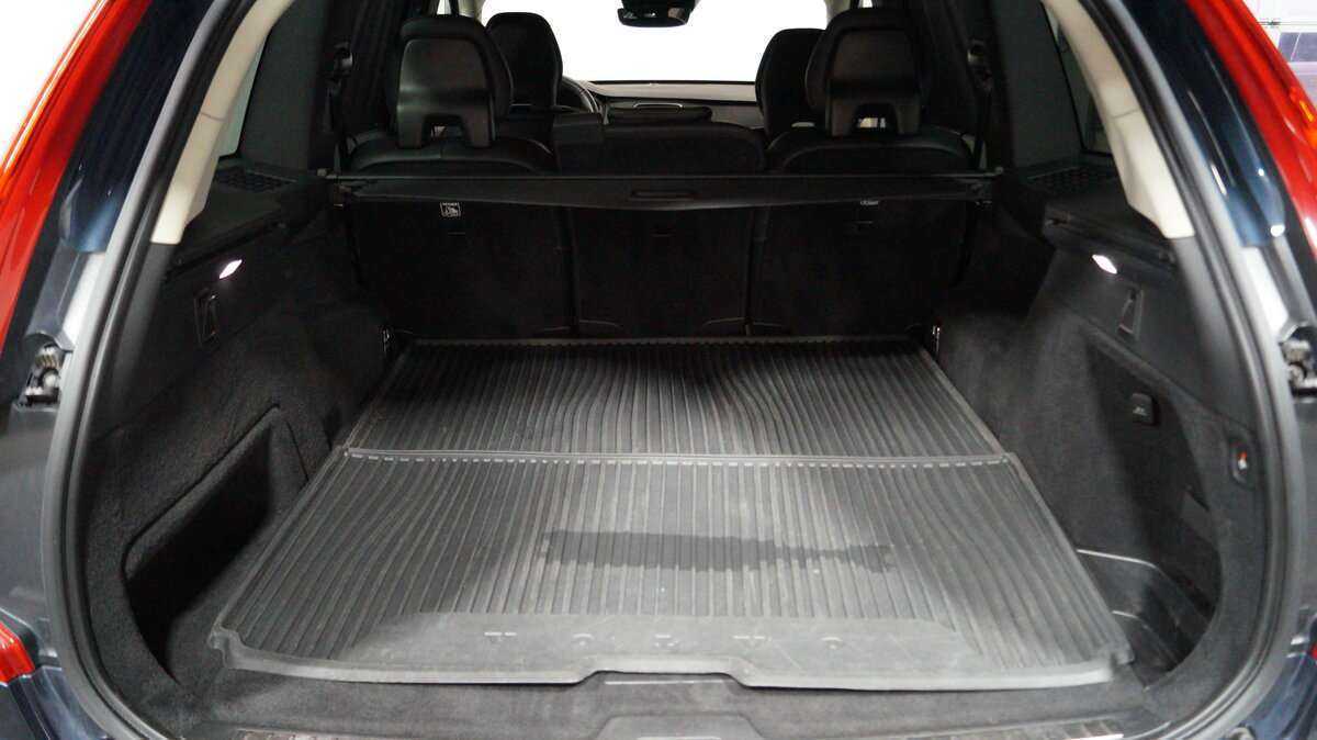 Volvo XC90, 2019 Фото №8