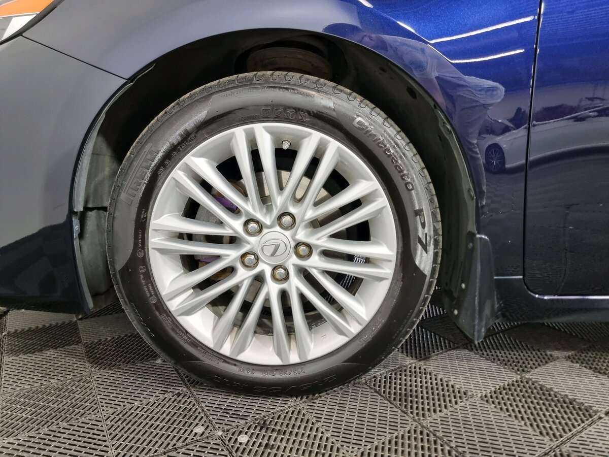 Lexus ES 200, 2016 Фото №24