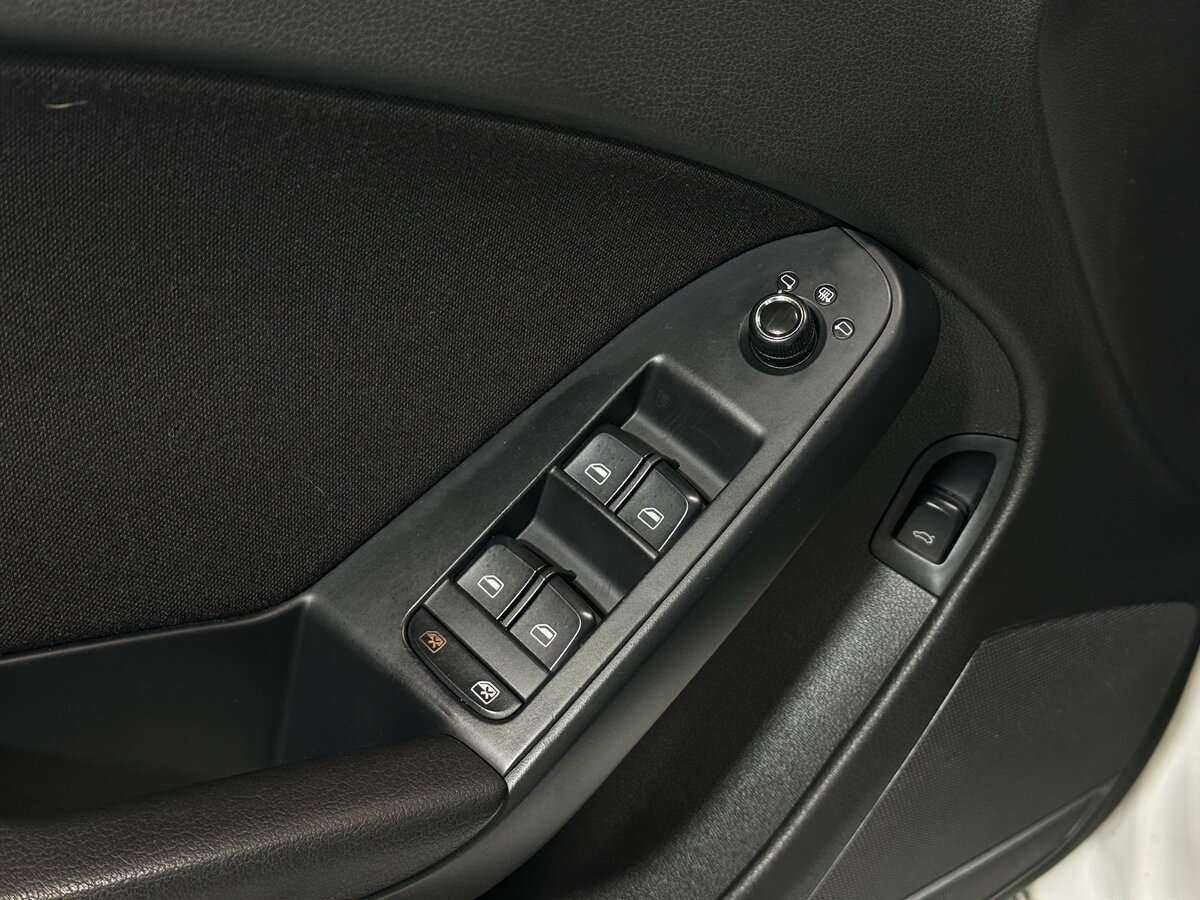 Audi A4, 2011 Фото №14