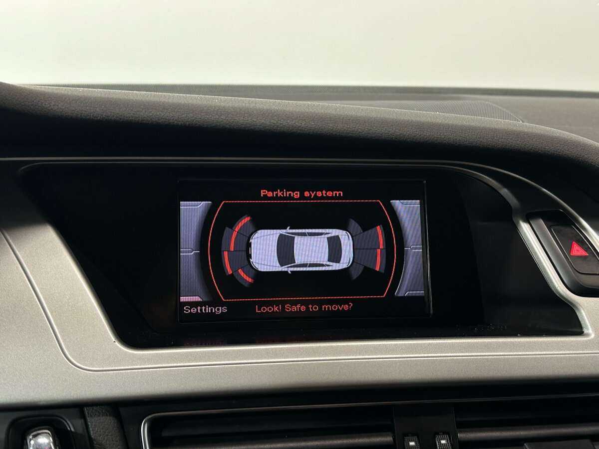 Audi A4, 2011 Фото №18