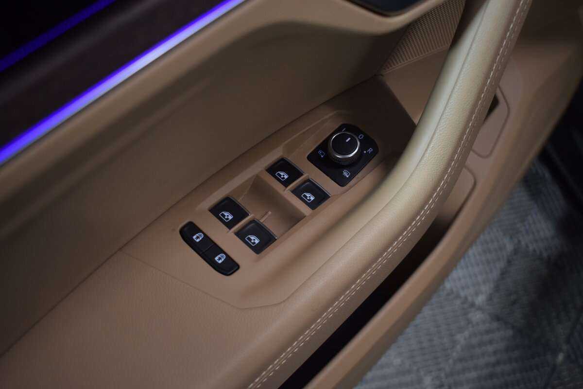 Volkswagen Touareg, 2022 Фото №19
