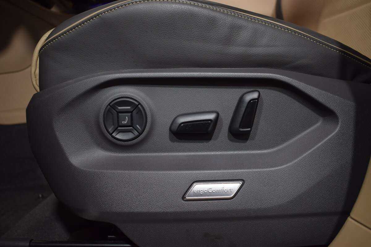 Volkswagen Touareg, 2022 Фото №22