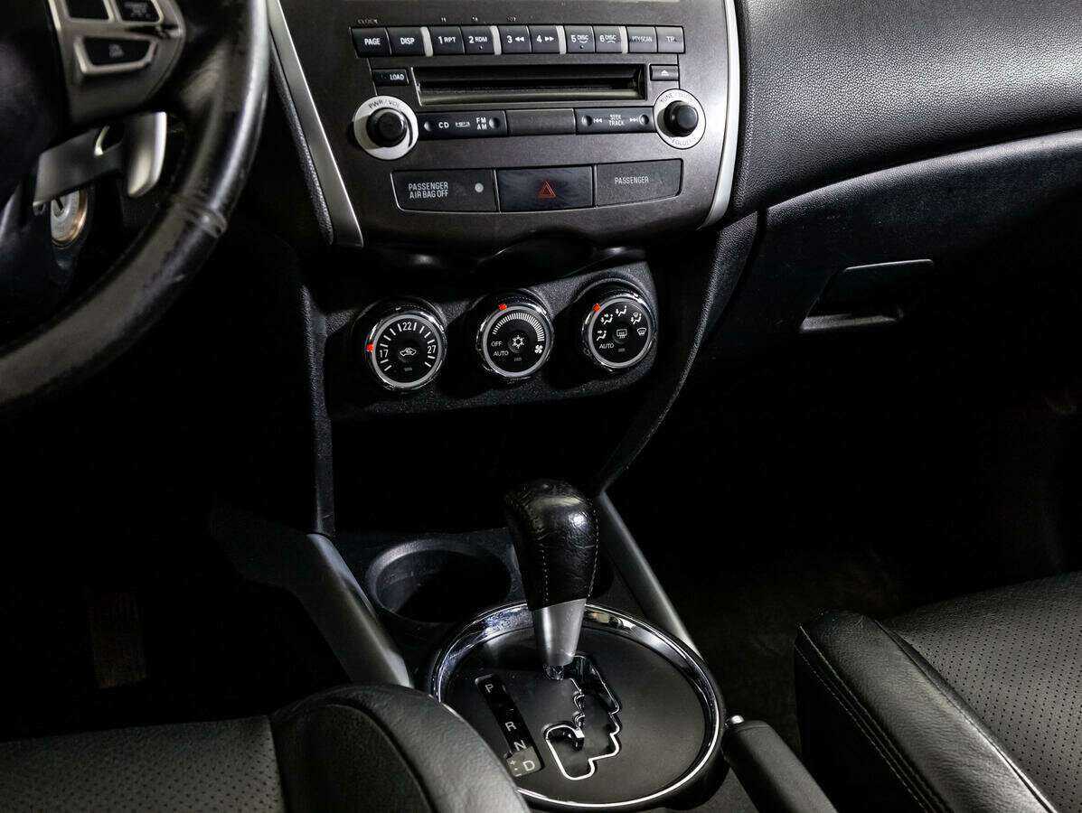 Mitsubishi ASX, 2011 Фото №12