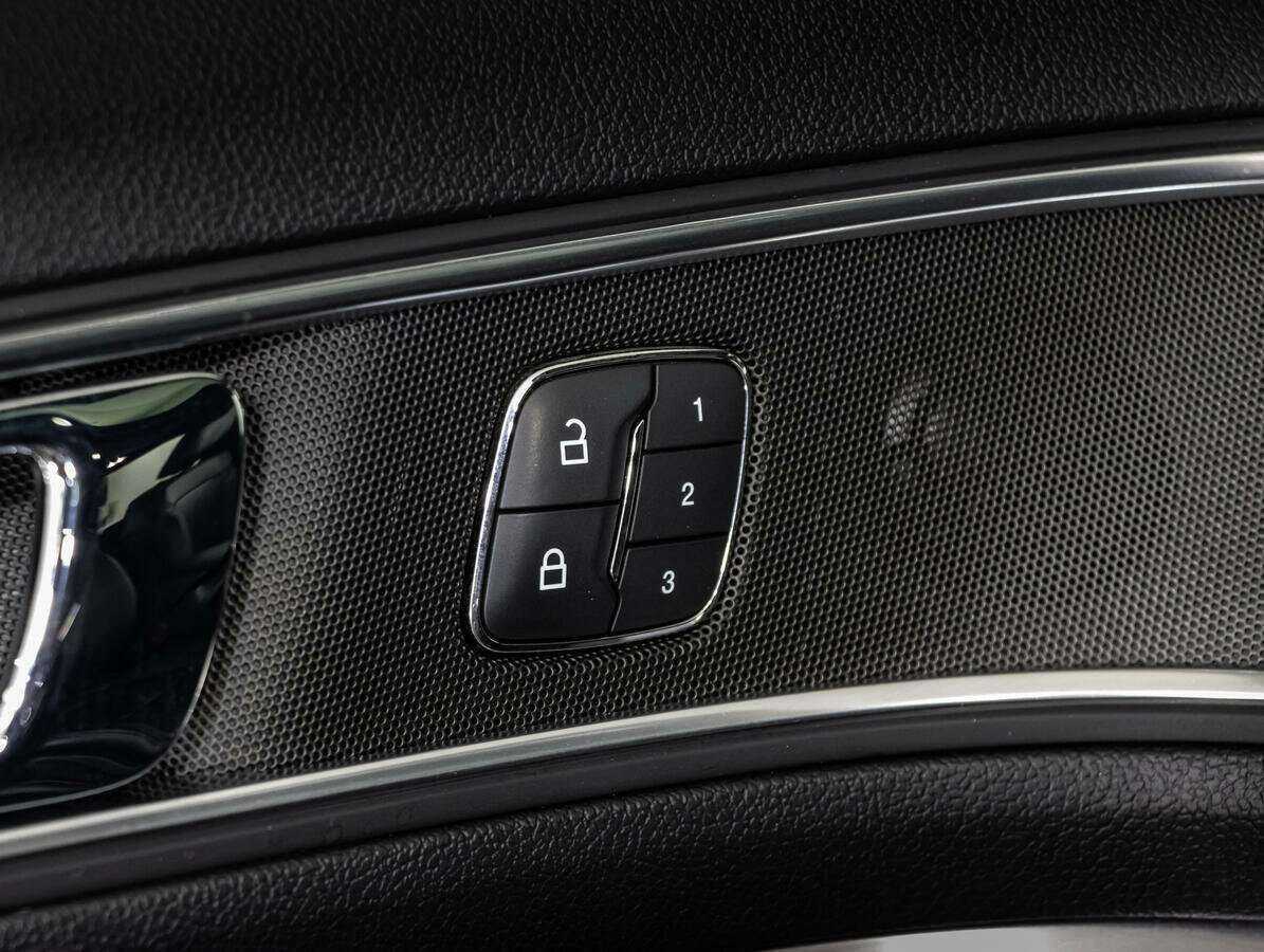 Ford Explorer, 2018 Фото №17