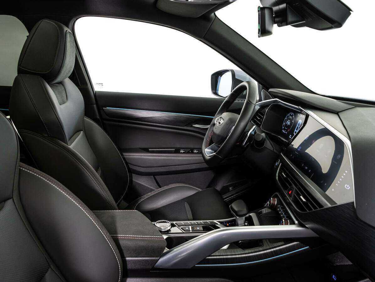 Geely Tugella, 2023 Фото №16