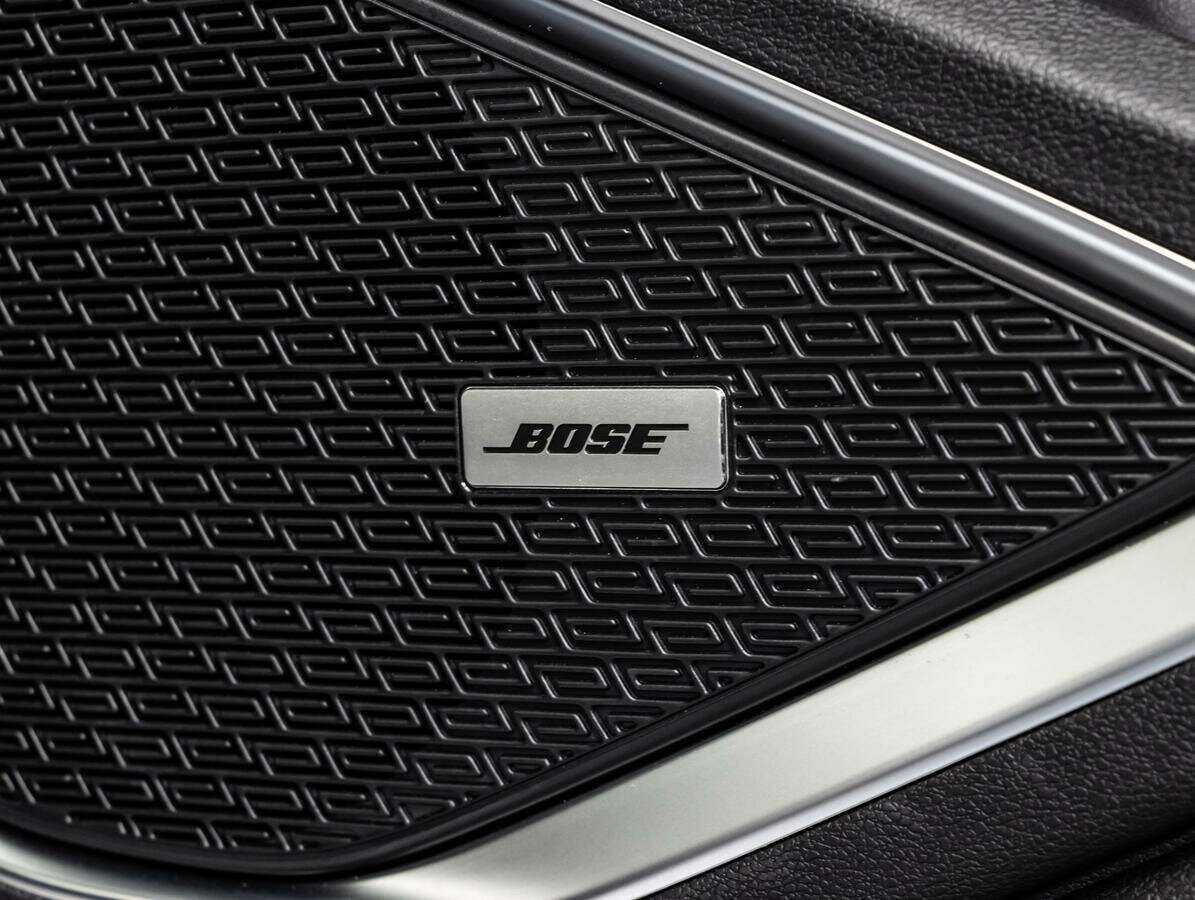 Geely Tugella, 2023 Фото №24