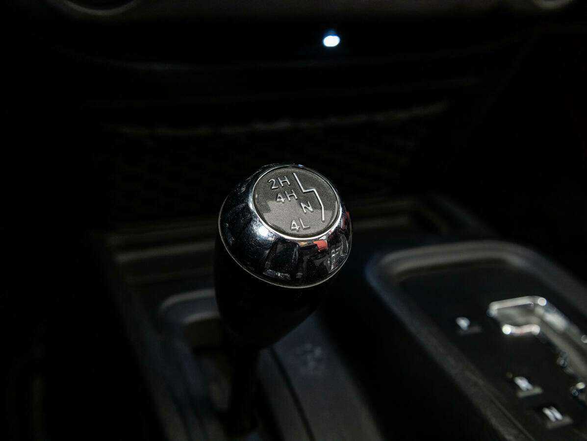 Jeep Wrangler, 2011 Фото №17