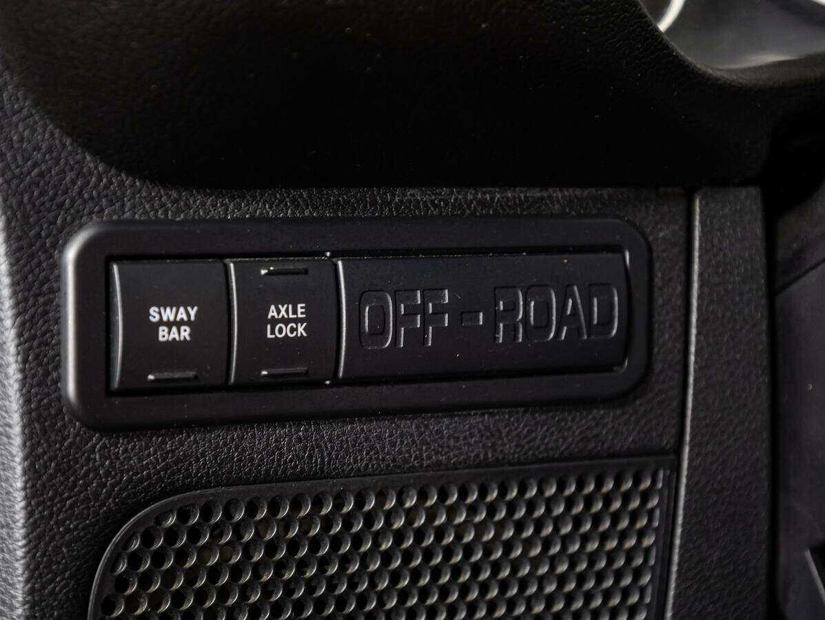 Jeep Wrangler, 2011 Фото №19