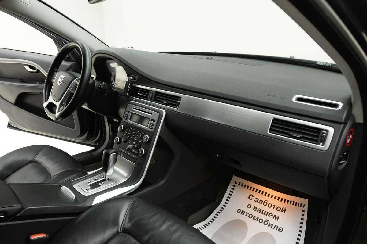 Volvo XC70, 2011 Фото №12