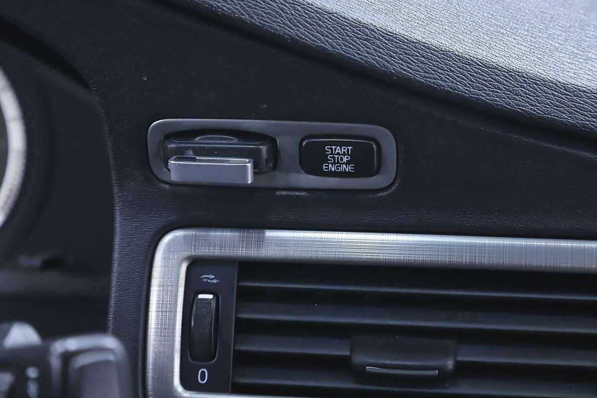 Volvo S80, 2010 Фото №12