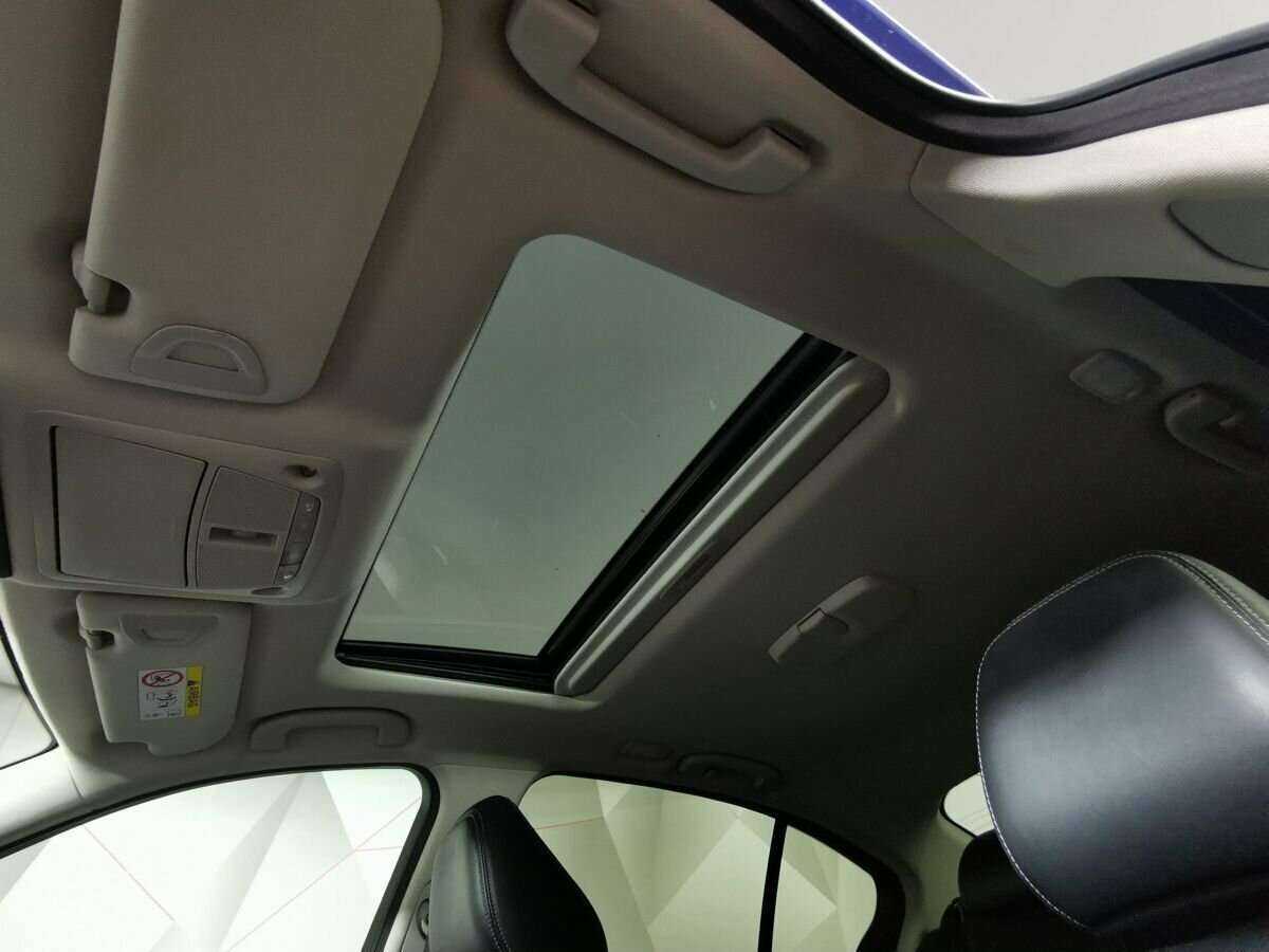 Infiniti Q50, 2016 Фото №18