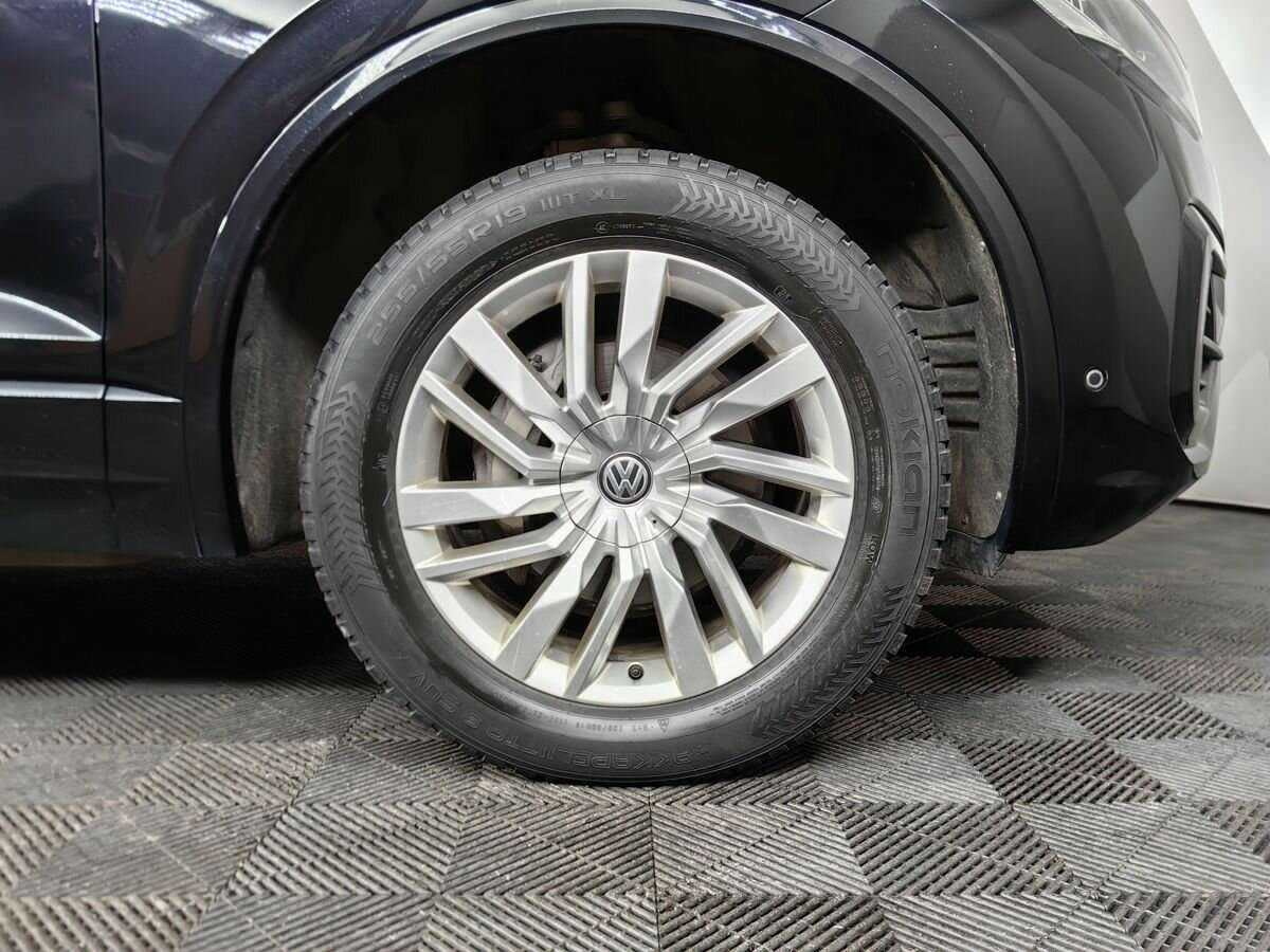 Volkswagen Touareg, 2018 Фото №16