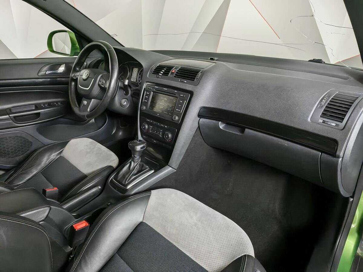 Skoda Octavia RS, 2012 Фото №9