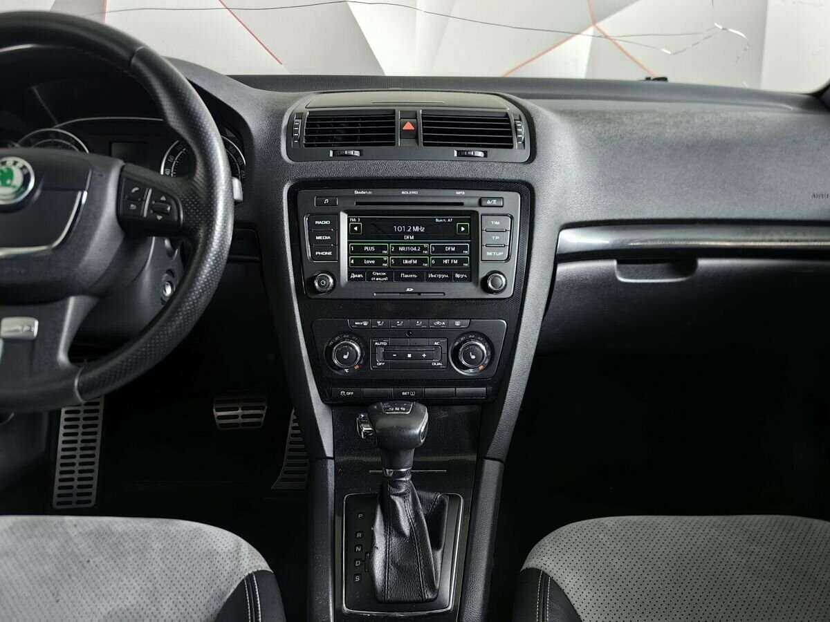 Skoda Octavia RS, 2012 Фото №11