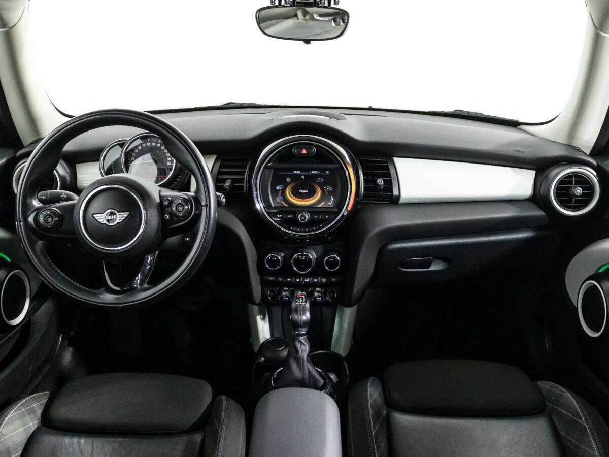 Mini Hatch Cooper, 2016 Фото №13
