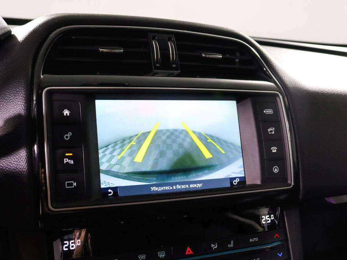 Jaguar F-Pace, 2016 Фото №13