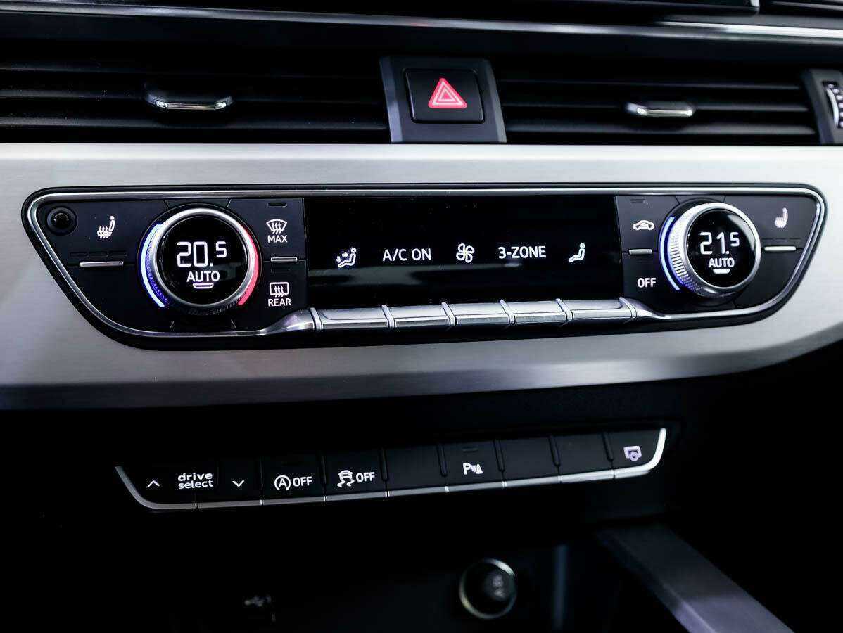 Audi A4 45 TFSI, 2020 Фото №16