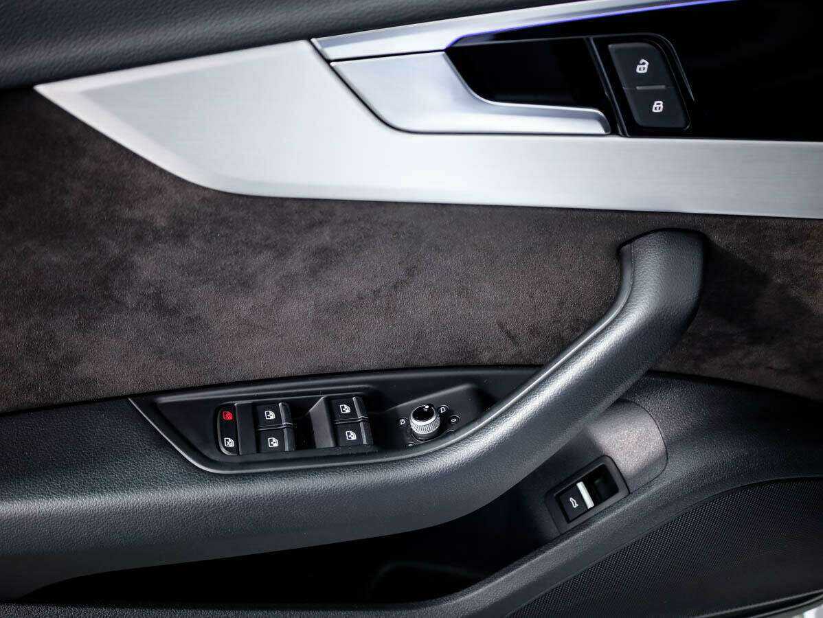 Audi A4 45 TFSI, 2020 Фото №17