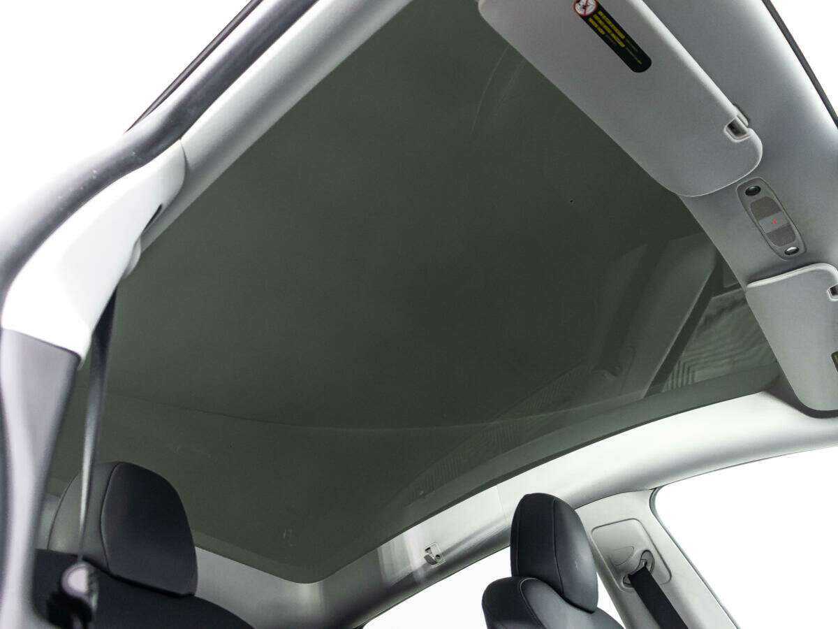 Tesla Model Y Long Range, 2020 Фото №14