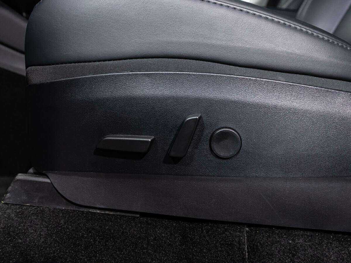 Tesla Model Y Long Range, 2020 Фото №18