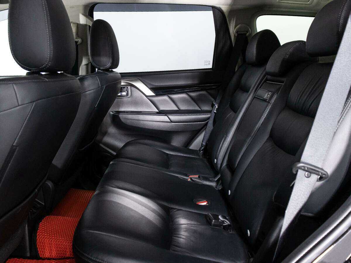 Mitsubishi Pajero Sport, 2020 Фото №10