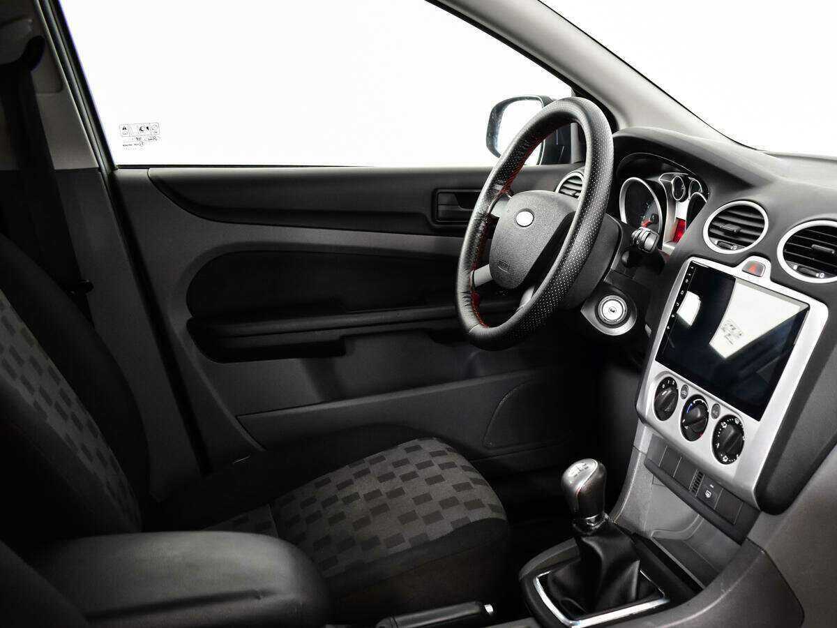 Ford Focus, 2011 Фото №9