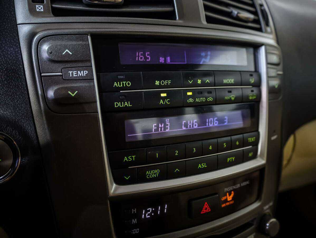 Lexus IS 250, 2007 Фото №13