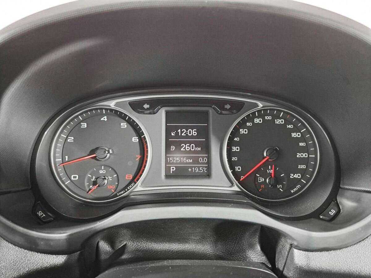 Audi A1, 2011 Фото №11