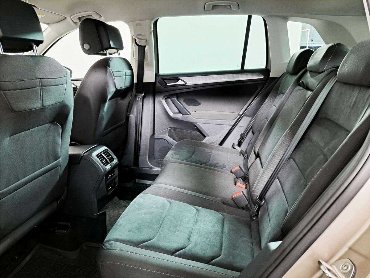 Volkswagen Tiguan, 2021 Фото №10