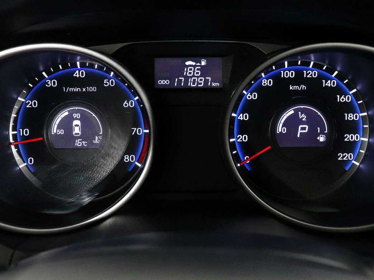 Hyundai ix35, 2011 Фото №9