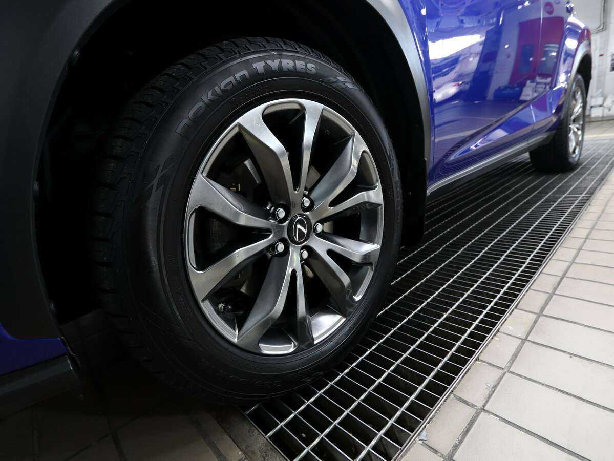 Lexus NX 200t, 2015 Фото №13