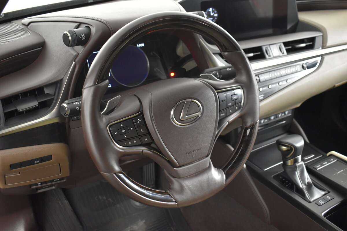 Lexus ES 250, 2018 Фото №11