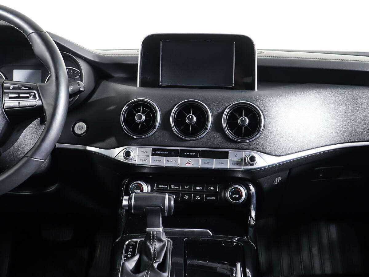 Kia Stinger, 2019 Фото №14