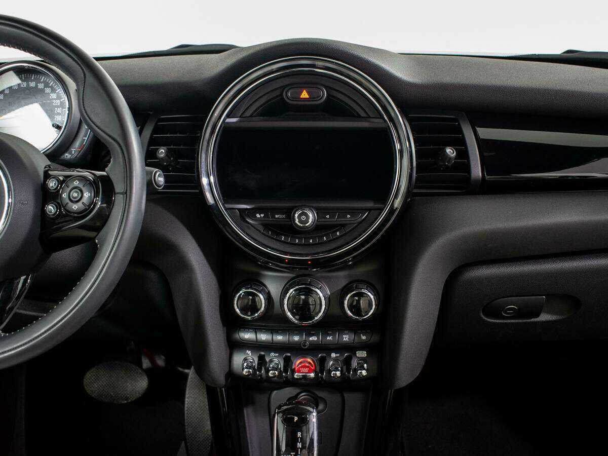 Mini Cabrio Cooper, 2018 Фото №11