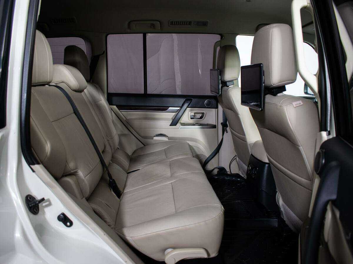 Mitsubishi Pajero, 2019 Фото №10