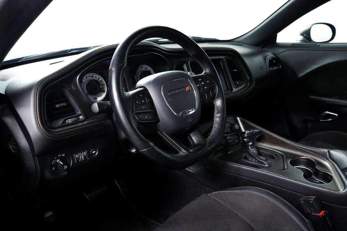 Dodge Challenger R__T, 2020 Фото №13