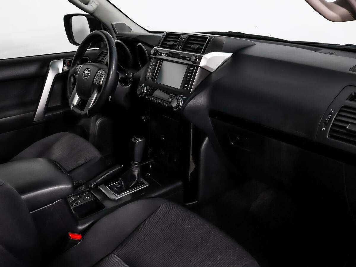 Toyota Land Cruiser Prado, 2015 Фото №11