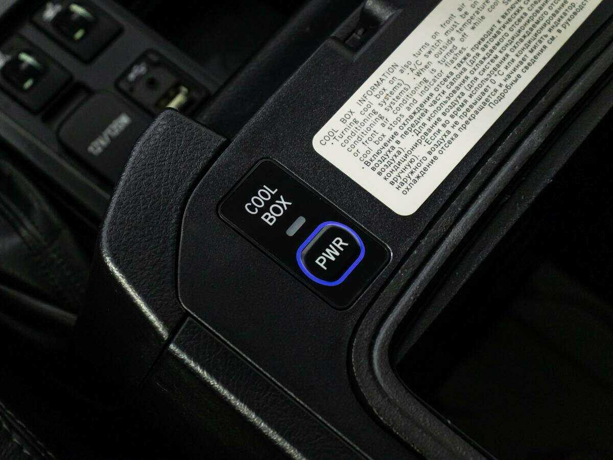 Toyota Land Cruiser Prado, 2015 Фото №21