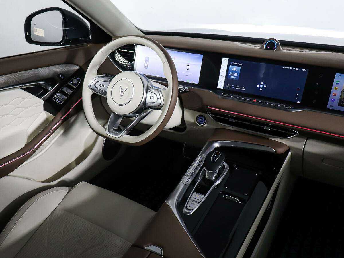 Voyah Free EVR, 2022 Фото №15