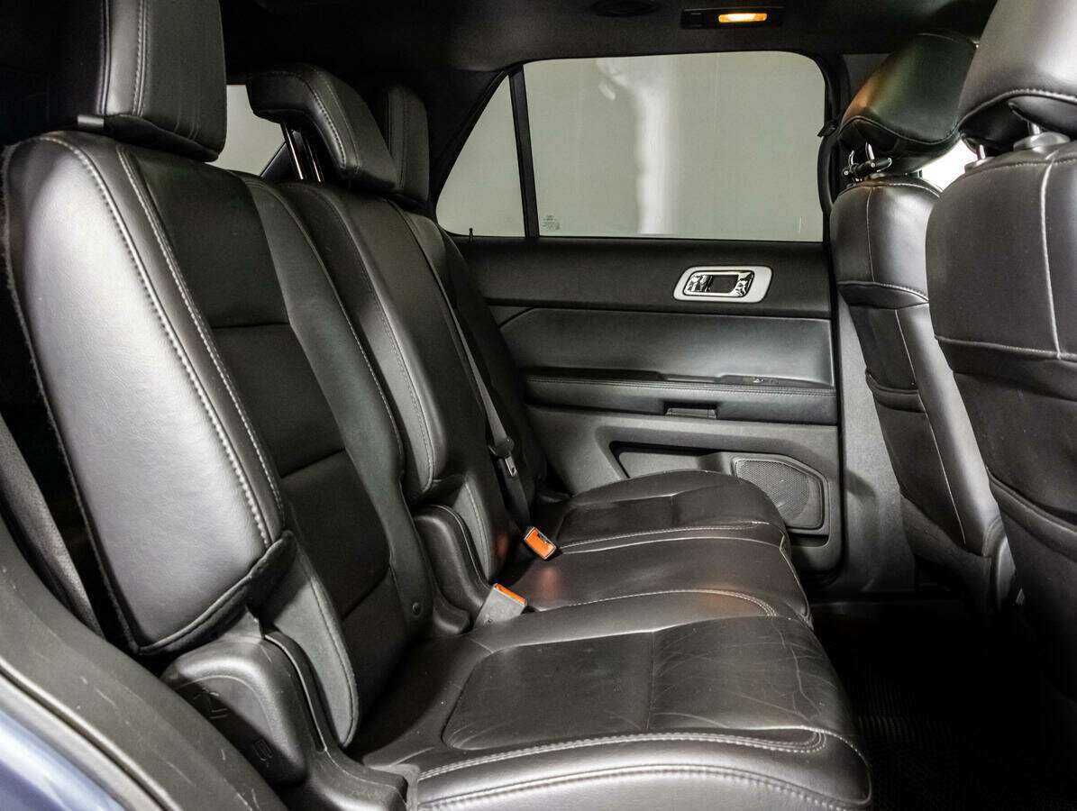 Ford Explorer, 2013 Фото №12