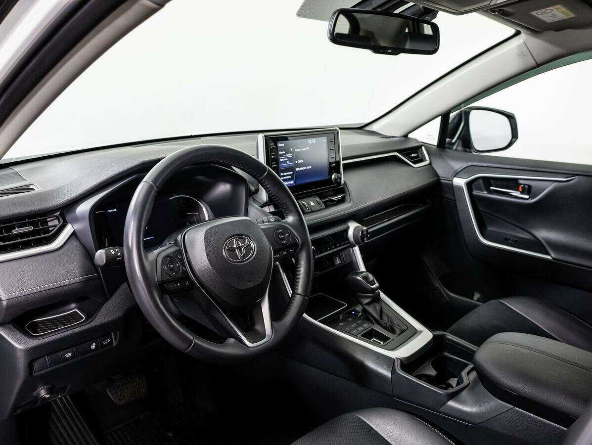 Toyota RAV4, 2020 Фото №9