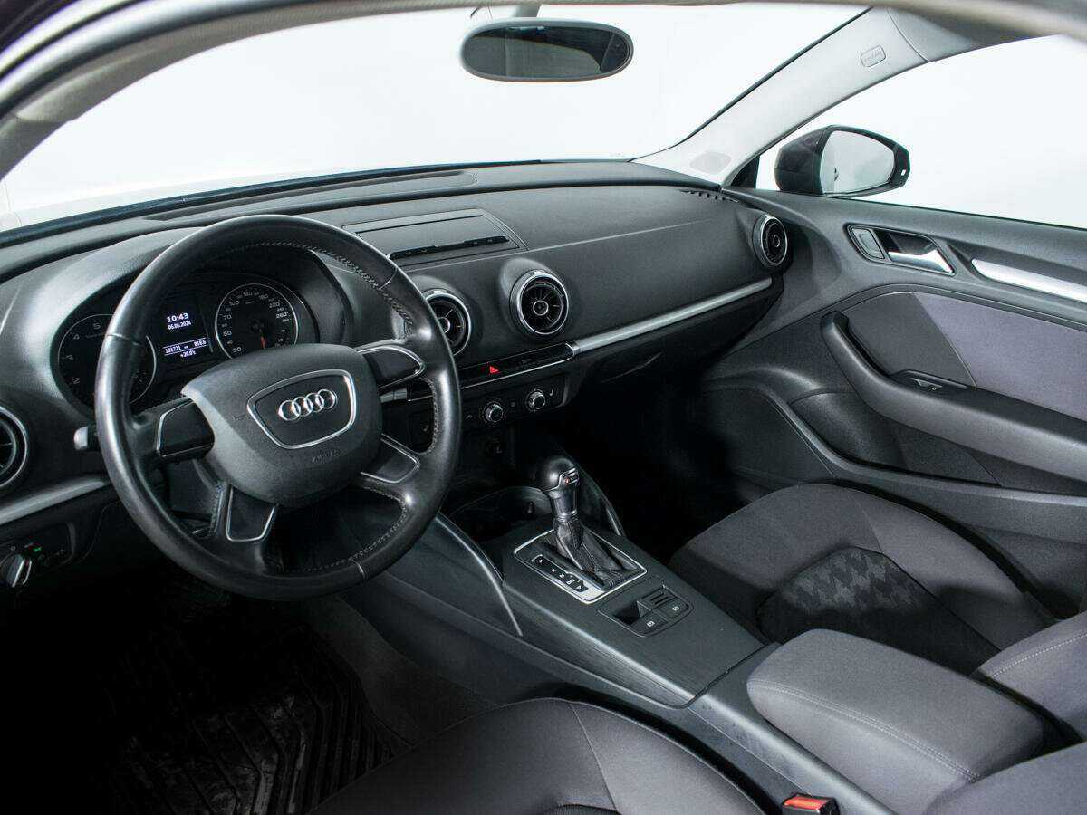 Audi A3, 2012 Фото №13