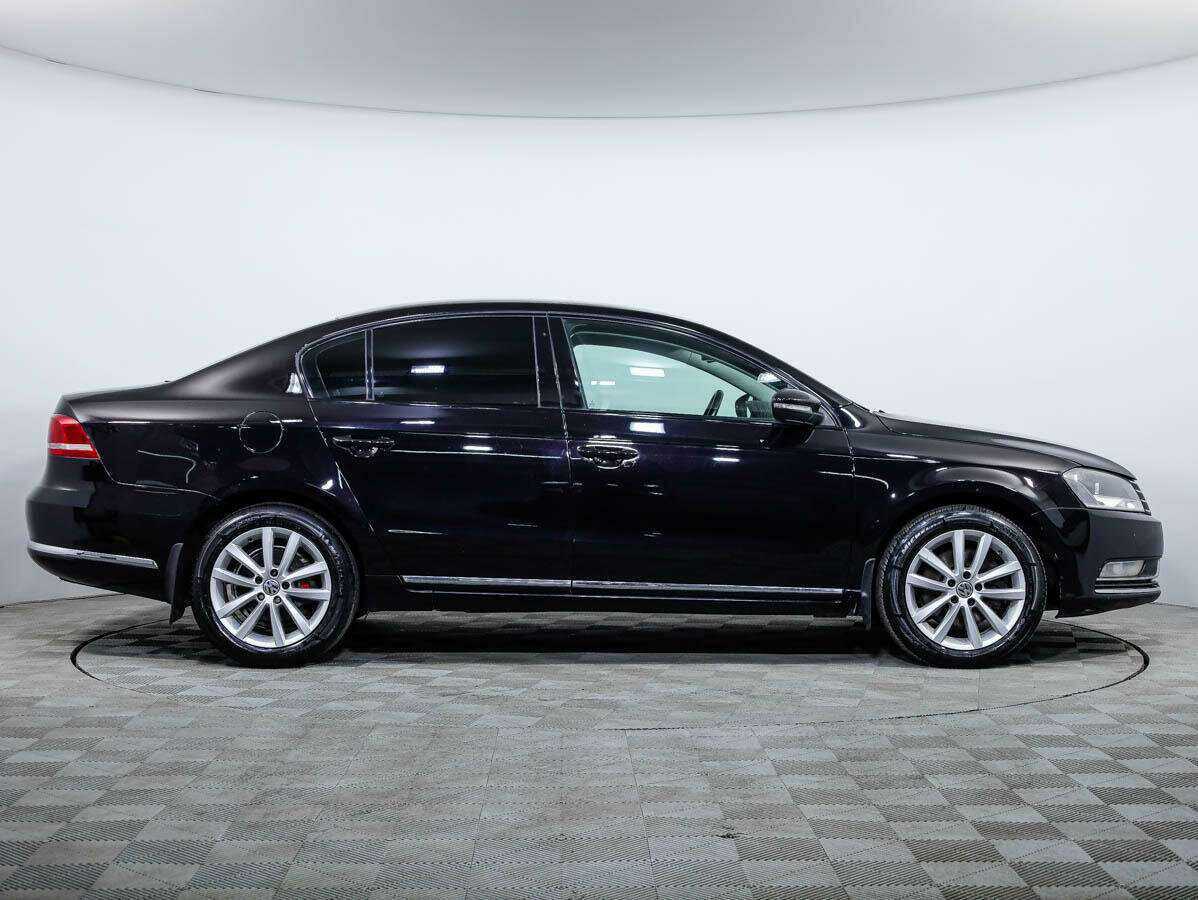 Volkswagen Passat, 2011 - 281 025 км. | Фото №3