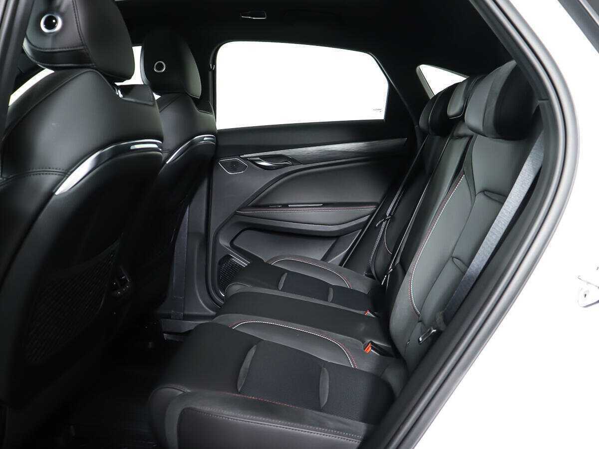 Geely Tugella, 2023 Фото №10