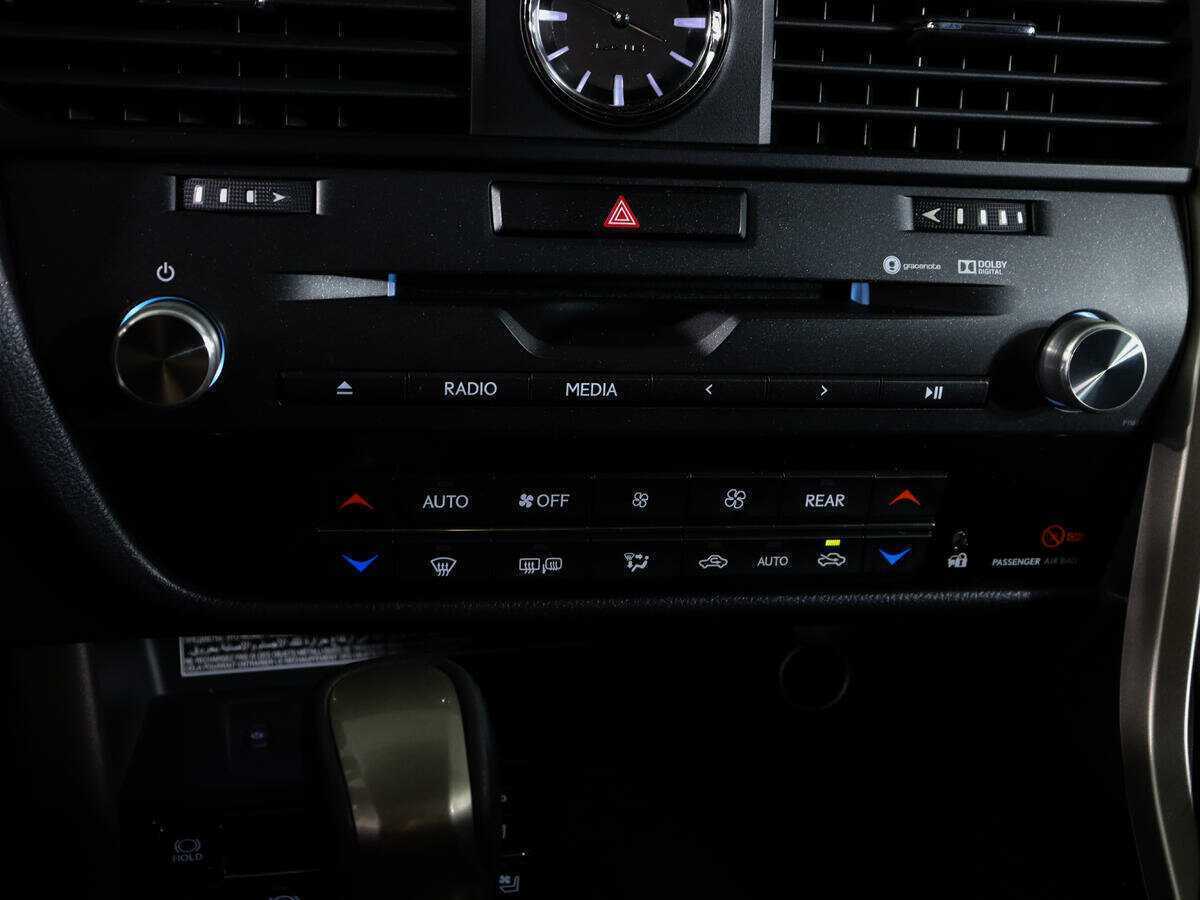 Lexus RX 350L, 2018 Фото №23