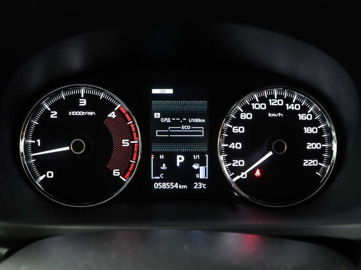 Mitsubishi Pajero Sport, 2021 Фото №10